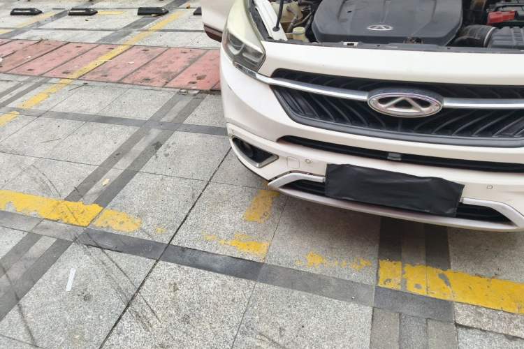 Used Chery Tiggo 7 2016 1.5T Manual Yaozhen Edition Engine Bay Right