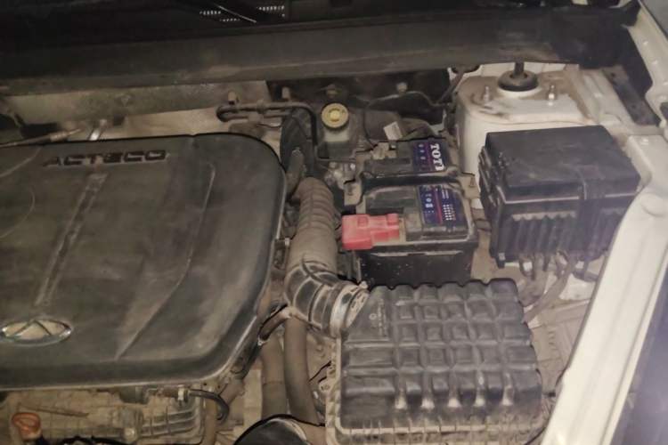 Used Chery Tiggo 7 2016 1.5T Manual Yaozhen Edition Engine Bay Right