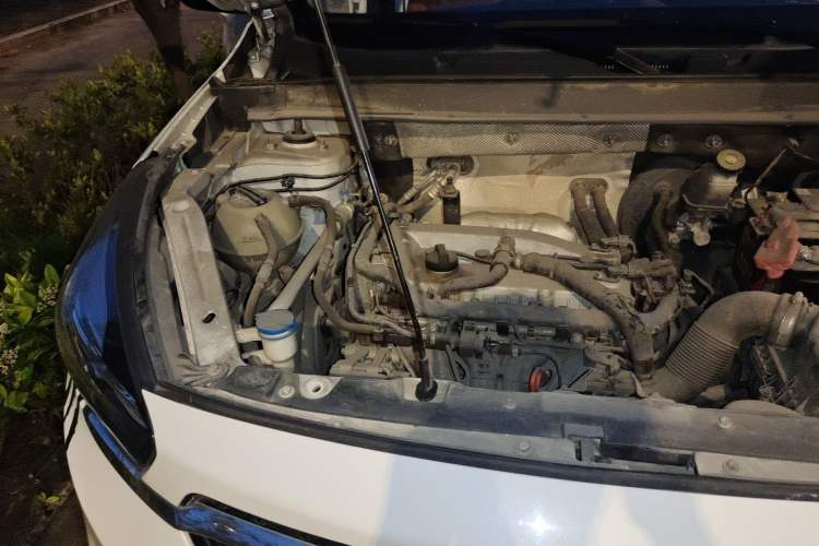 Used Chery Tiggo 7 2016 2.0L CVT Shining Edition Engine Bay Right