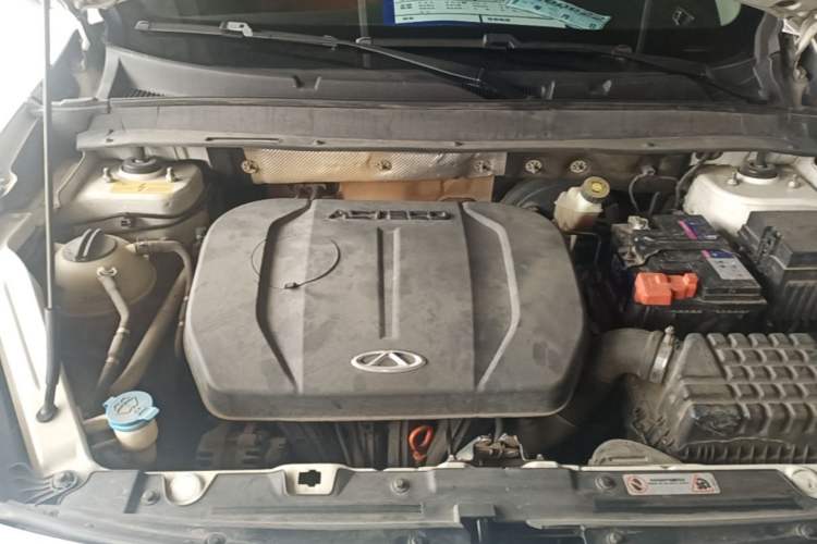 Used Chery Tiggo 7 2016 2.0L CVT YAOZHEN Edition Engine Bay