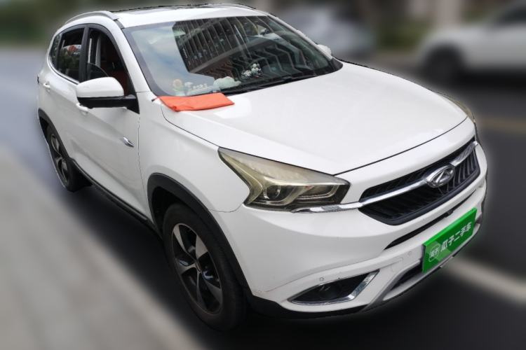 Used Chery Tiggo 7 2016 2.0L CVT YAOZHEN Edition Front Right 45 Deg
