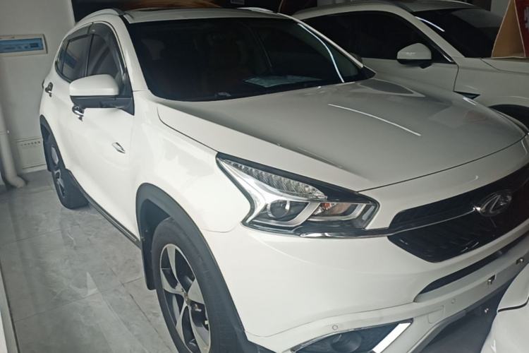 Used Chery Tiggo 7 2016 2.0L CVT YAOZHEN Edition Front Right 45 Deg