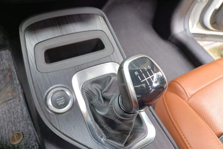 Used Chery Tiggo 7 2016 1.5T Manual Ignite Edition Gear Lever