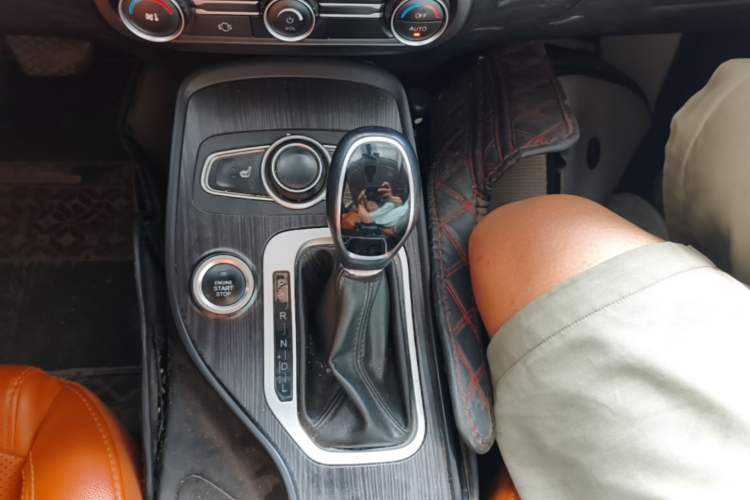 Used Chery Tiggo 7 2016 2.0L CVT YAOZHEN Edition Gear Lever