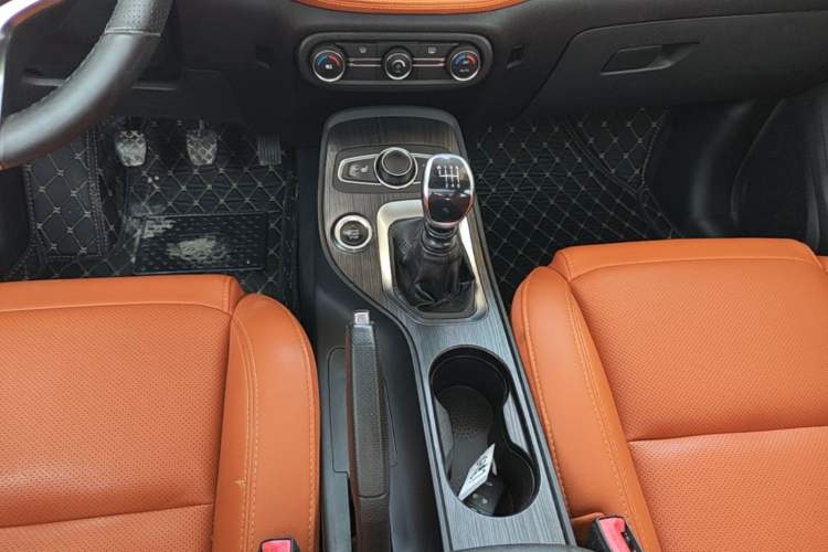 Used Chery Tiggo 7 2016 1.5T Manual Yaozhen Edition Gear Lever