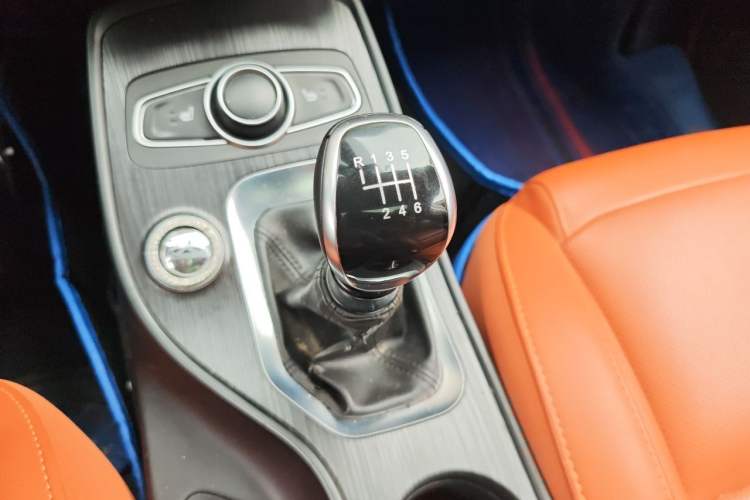 Used Chery Tiggo 7 2016 1.5T Manual Yaozhen Edition Gear Lever