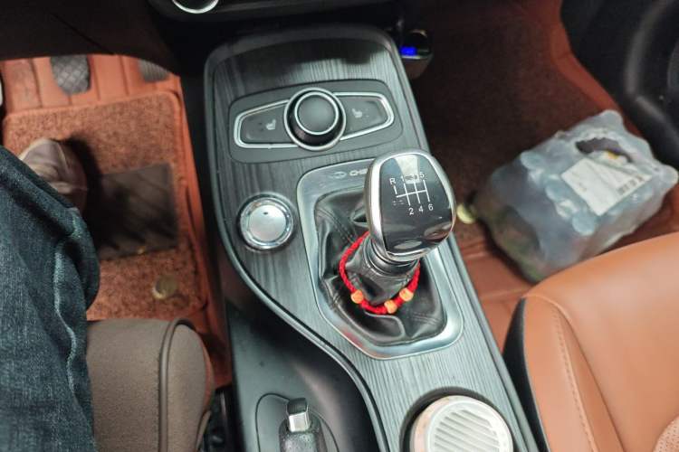 Used Chery Tiggo 7 2016 1.5T Manual E-commerce Edition Gear Lever