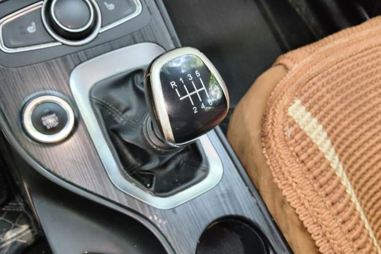 Used Chery Tiggo 7 2016 1.5T Manual Yaozhen Edition Gear Lever