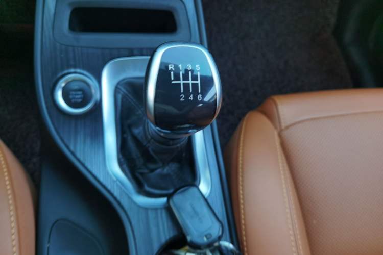Used Chery Tiggo 7 2016 1.5T Manual Ignite Edition Gear Lever