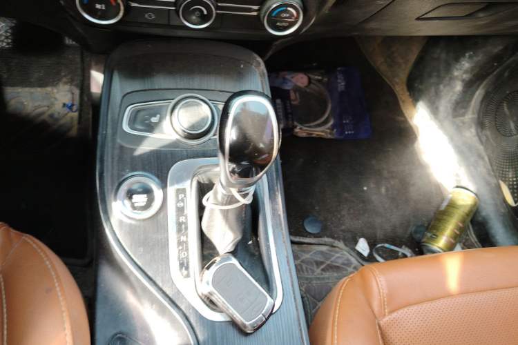 Used Chery Tiggo 7 2016 2.0L CVT YAOZHEN Edition Gear Lever