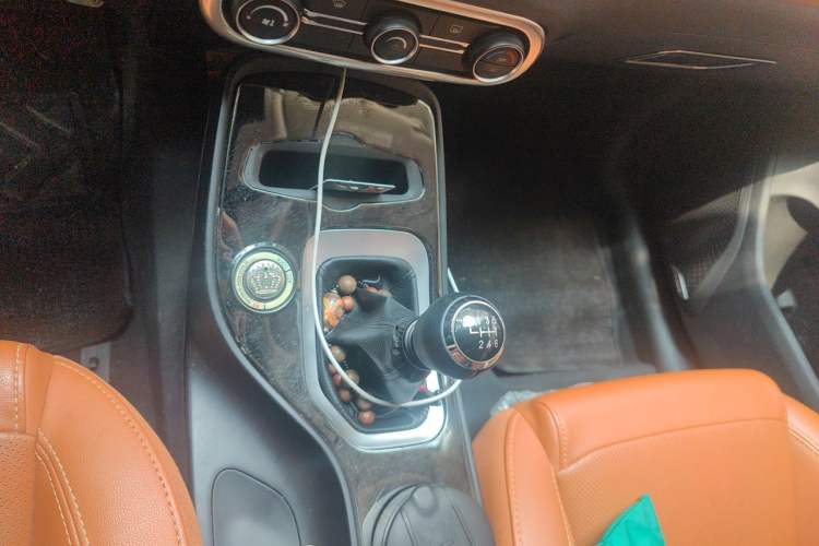 Used Chery Tiggo 7 2016 1.5T Manual Ignite Edition Gear Lever