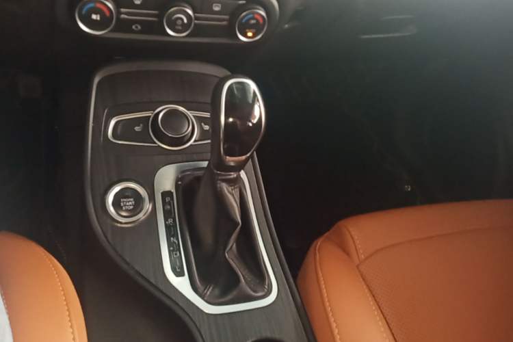 Used Chery Tiggo 7 2016 2.0L CVT YAOZHEN Edition Gear Lever