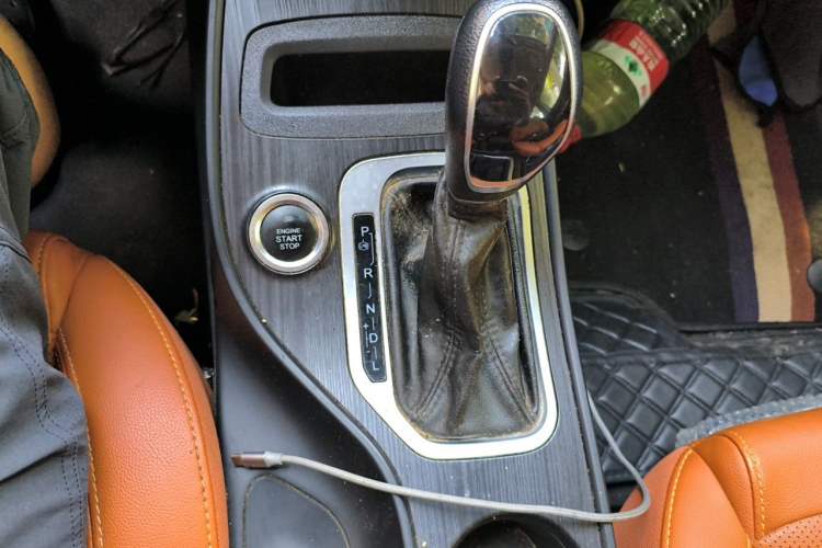 Used Chery Tiggo 7 2016 2.0L CVT Shining Edition Gear Lever