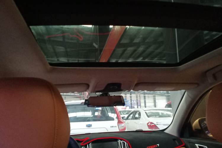 Used Chery Tiggo 7 2016 2.0L CVT YAOZHEN Edition Headliner
