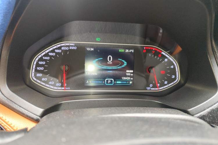Used Chery Tiggo 7 2016 2.0L CVT YAOZHEN Edition Instrument Cluster
