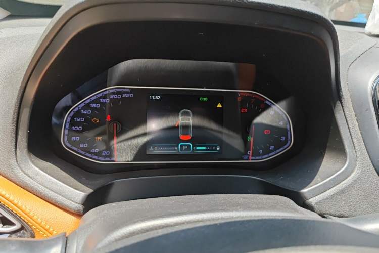 Used Chery Tiggo 7 2016 2.0L CVT Shining Edition Instrument Cluster