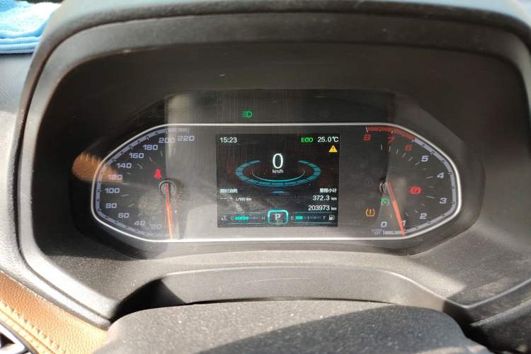 Used Chery Tiggo 7 2016 2.0L CVT YAOZHEN Edition Instrument Cluster
