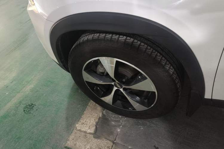 Used Chery Tiggo 7 2016 1.5T Manual Yaozhen Edition Left Front Wheel Hub