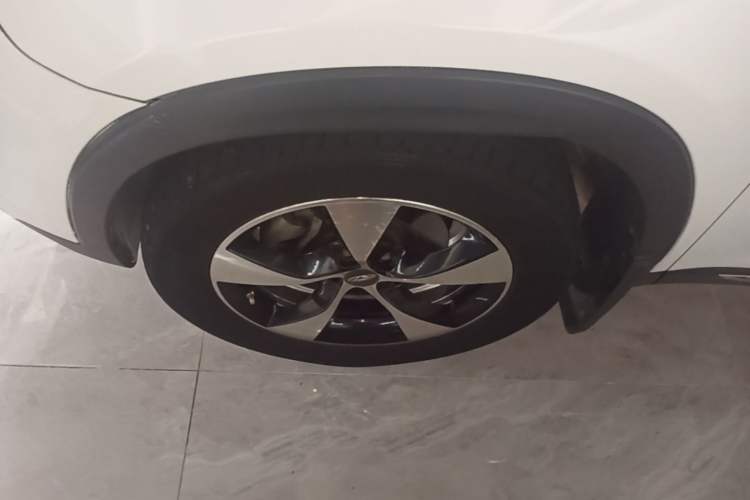 Used Chery Tiggo 7 2016 2.0L CVT YAOZHEN Edition Left Front Wheel Hub