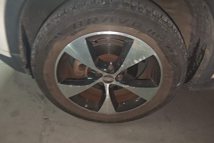 Used Chery Tiggo 7 2016 2.0L CVT Shining Edition Left Front Wheel Hub