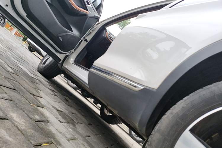 Used Chery Tiggo 7 2016 2.0L CVT YAOZHEN Edition Left Side Sill