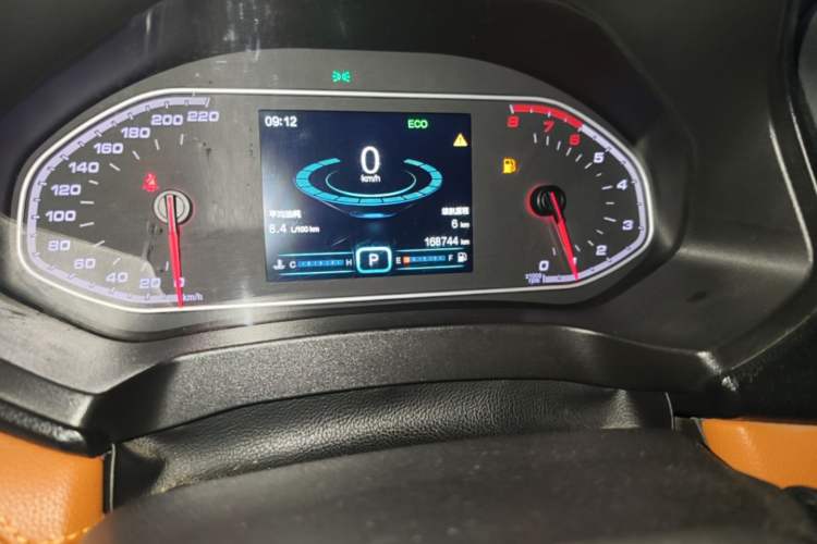 Used Chery Tiggo 7 2016 2.0L CVT Shining Edition Odometer Close Up