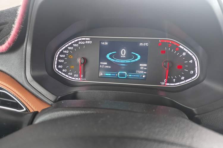 Used Chery Tiggo 7 2016 1.5T Manual Yaozhen Edition Odometer Close Up