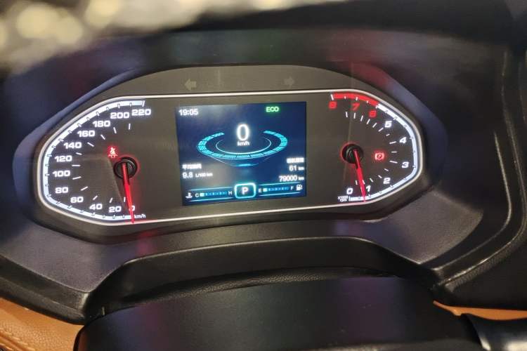 Used Chery Tiggo 7 2016 2.0L CVT Shining Edition Odometer Close Up