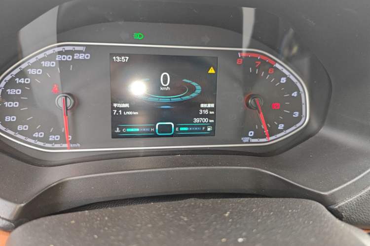 Used Chery Tiggo 7 2016 1.5T Manual E-commerce Edition Odometer Close Up
