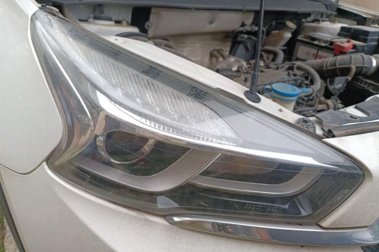 Used Chery Tiggo 7 2016 1.5T Manual Ignite Edition Right Front Headlight