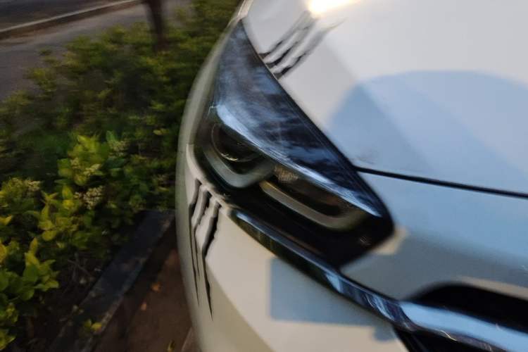 Used Chery Tiggo 7 2016 2.0L CVT Shining Edition Right Front Headlight