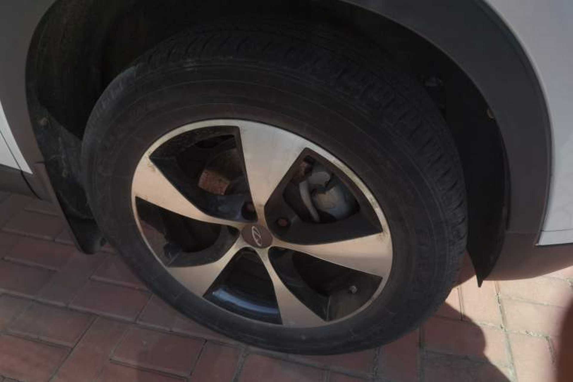 Used Chery Tiggo 7 2016 2.0L CVT Shining Edition Right Front Wheel Hub