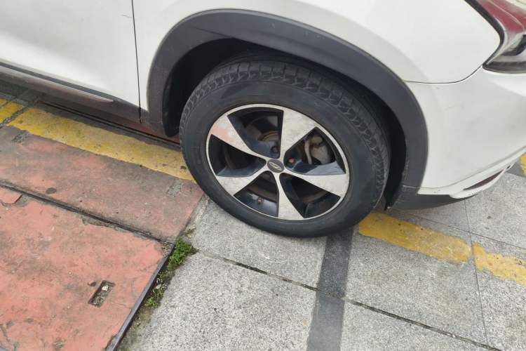 Used Chery Tiggo 7 2016 1.5T Manual Yaozhen Edition Right Front Wheel Hub