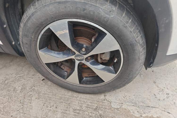 Used Chery Tiggo 7 2016 2.0L CVT Shining Edition Right Front Wheel Hub