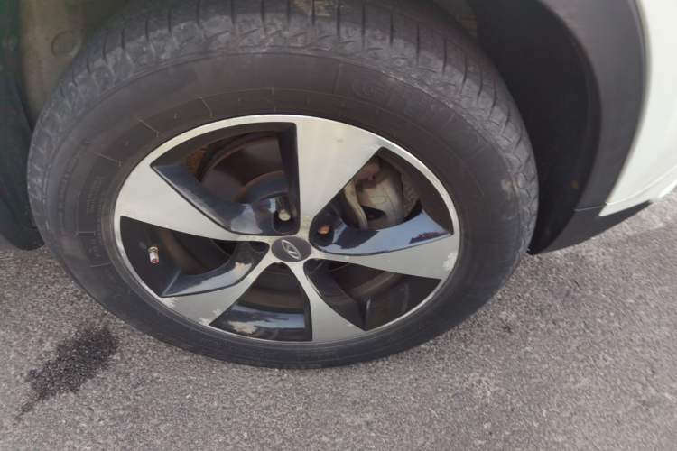 Used Chery Tiggo 7 2016 1.5T Manual Ignite Edition Right Front Wheel Hub