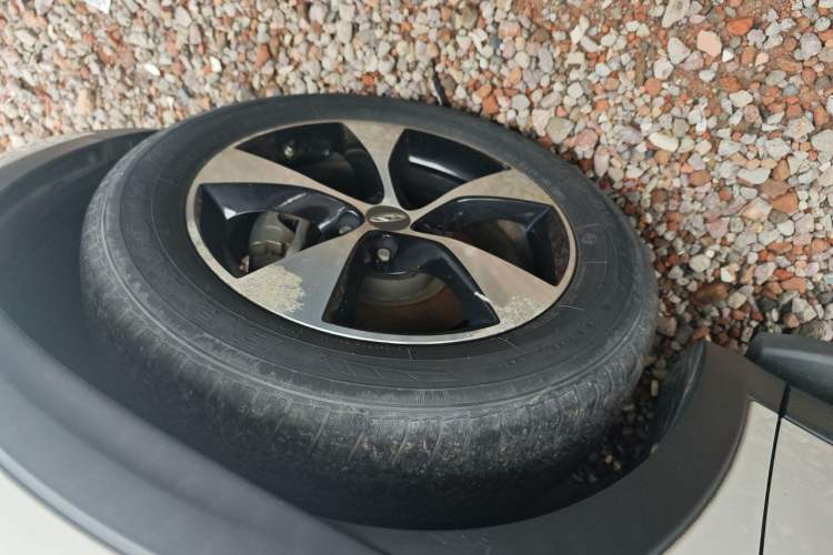 Used Chery Tiggo 7 2016 2.0L CVT Shining Edition Right Front Wheel Hub