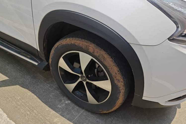 Used Chery Tiggo 7 2016 2.0L CVT Shining Edition Right Front Wheel Hub