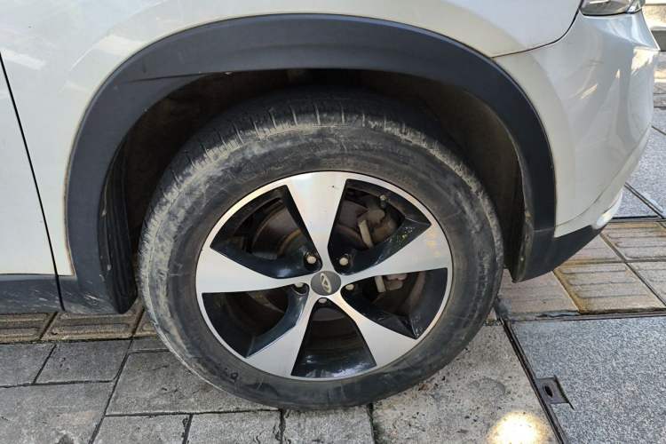 Used Chery Tiggo 7 2016 2.0L CVT Shining Edition Right Front Wheel Hub