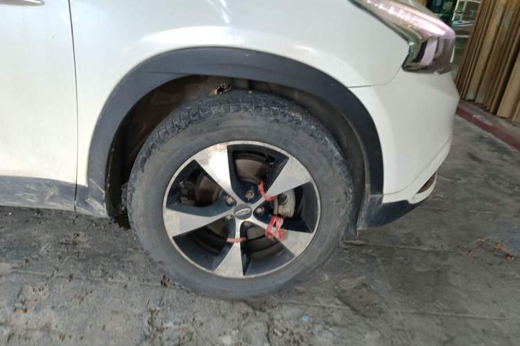 Used Chery Tiggo 7 2016 1.5T Manual Ignite Edition Right Front Wheel Hub