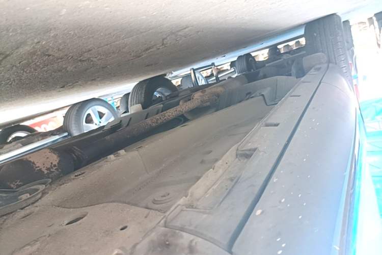 Used Chery Tiggo 7 2016 2.0L CVT YAOZHEN Edition Right Side Sill