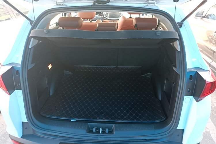 Used Chery Tiggo 7 2016 2.0L CVT YAOZHEN Edition Trunk