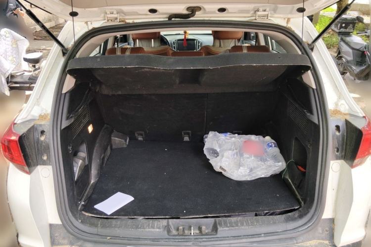Used Chery Tiggo 7 2016 1.5T Manual Yaozhen Edition Trunk