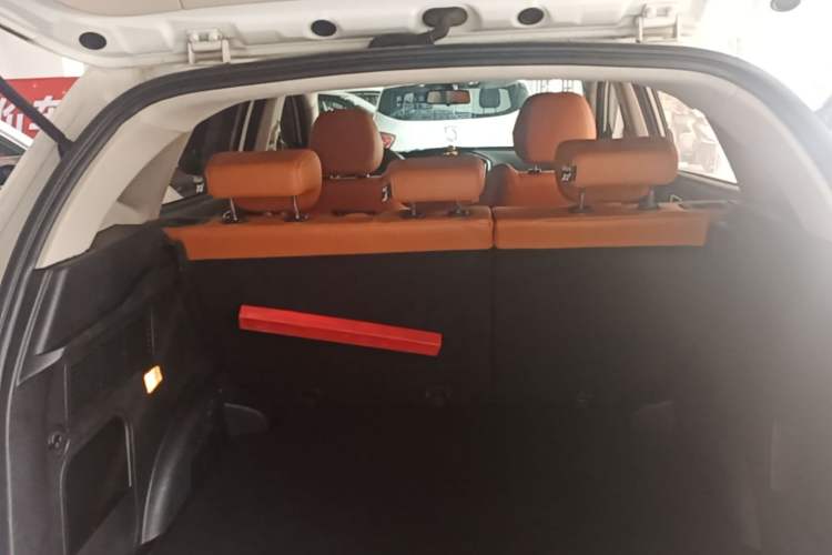 Used Chery Tiggo 7 2016 2.0L CVT YAOZHEN Edition Trunk