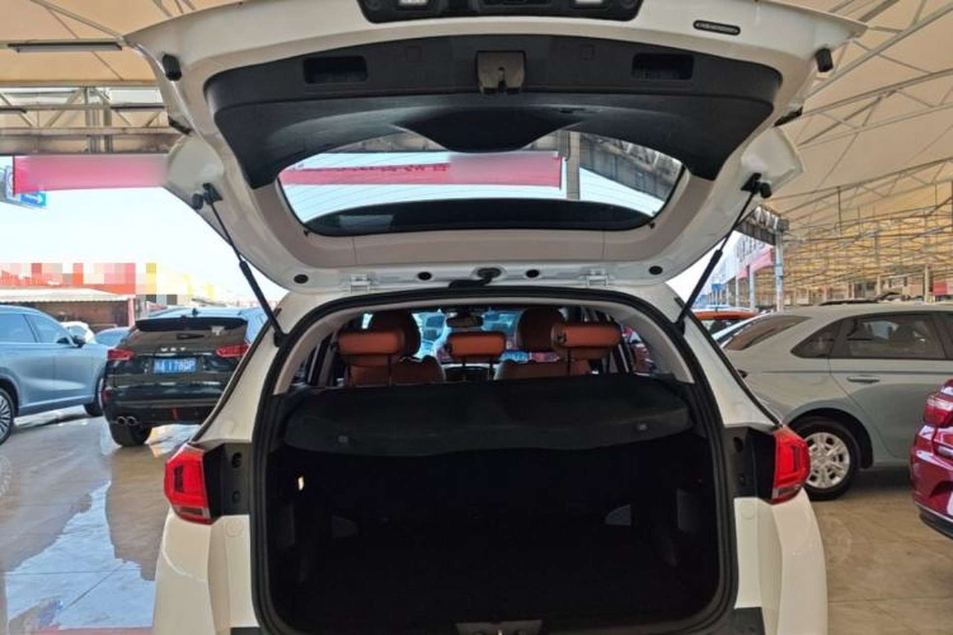 Used Chery Tiggo 7 2016 2.0L CVT YAOZHEN Edition Trunk
