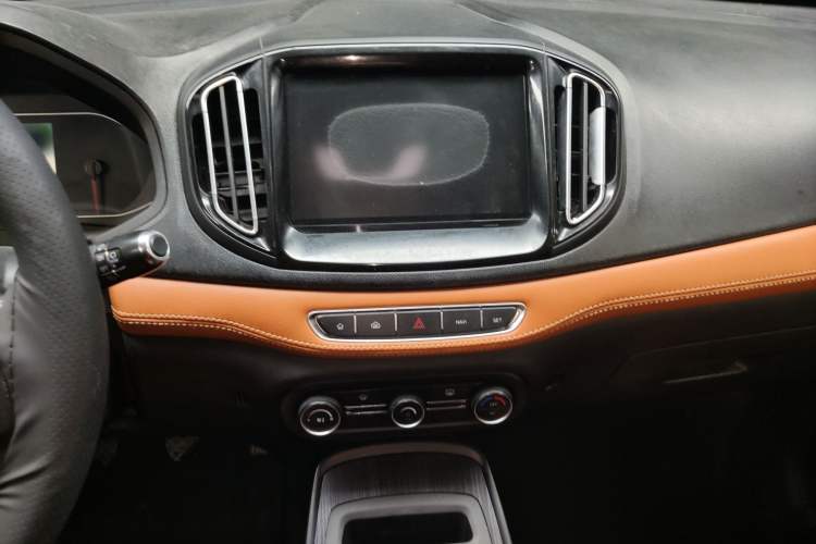 Used Chery Tiggo 7 2016 1.5T Manual Ignite Edition Audio And AC Panel