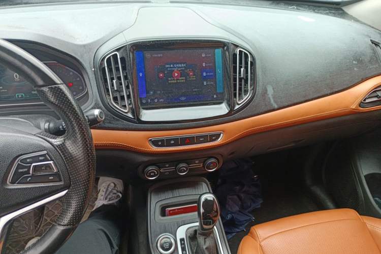 Used Chery Tiggo 7 2016 2.0L CVT Shining Edition Audio And AC Panel