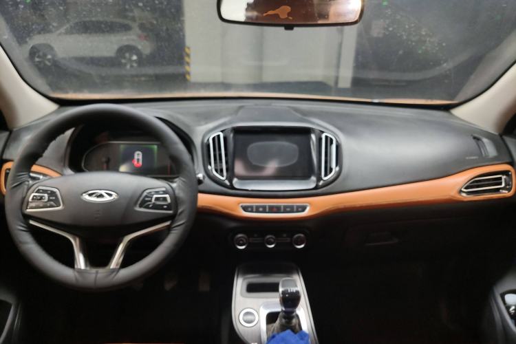 Used Chery Tiggo 7 2016 1.5T Manual Ignite Edition Center Console