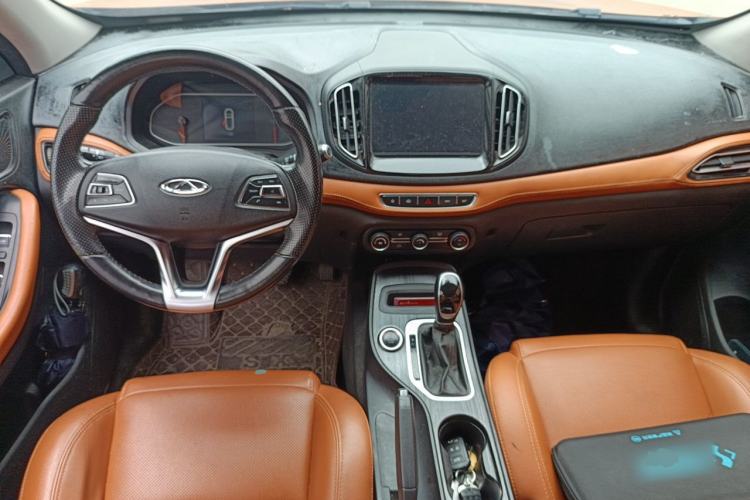 Used Chery Tiggo 7 2016 2.0L CVT Shining Edition Center Console