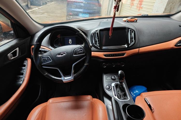 Used Chery Tiggo 7 2016 2.0L CVT YAOZHEN Edition Center Console