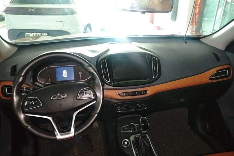 Used Chery Tiggo 7 2016 2.0L CVT YAOZHEN Edition Center Console